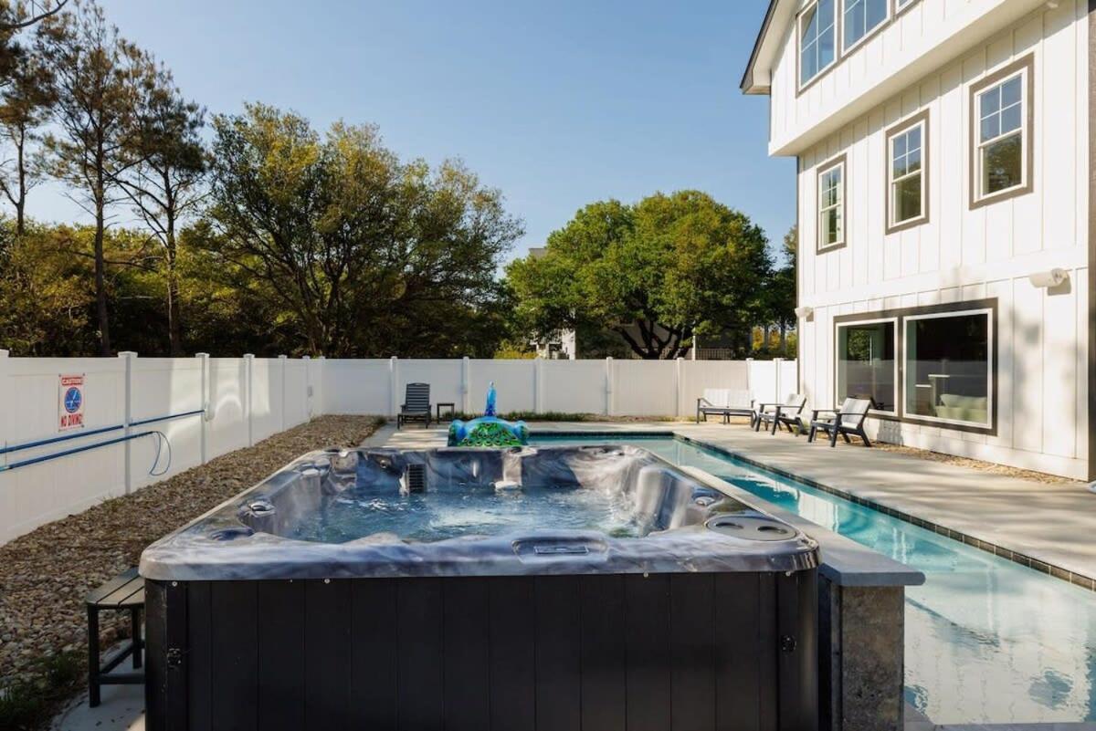 Sojourn Aurora 7 Bedroom Pool & Hot Tub Corolla Eksteriør billede